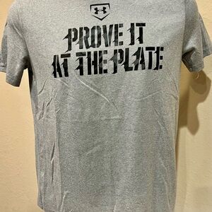 Under Armour Heat Gear Boys Large Loose Fit Black Short Sleeve
Baseball Shirt